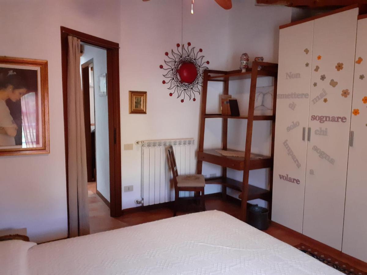 Casa Di Nonno Gio Villa แวคกิอาโน ภายนอก รูปภาพ